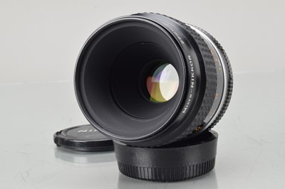 Lot 125 - A Nikon Micro Nikkor 55mm f/2.8 Ai-S Lens