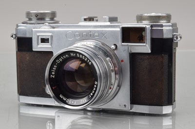 Lot 264 - A Zeiss Ikon Contax IIa 563/24 Rangefinder Camera