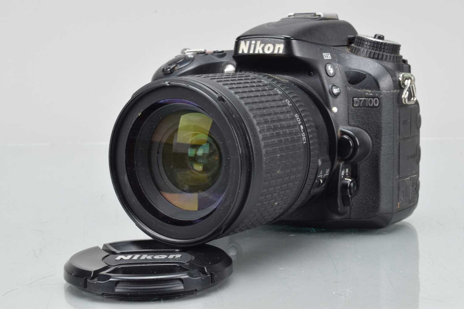 Lot 276 - A Nikon D7100 DSLR Camera