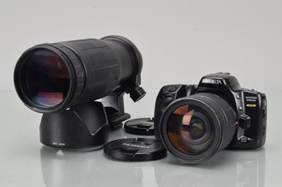 Lot 296 - A Minolta Maxxum 450si Date SLR Camera