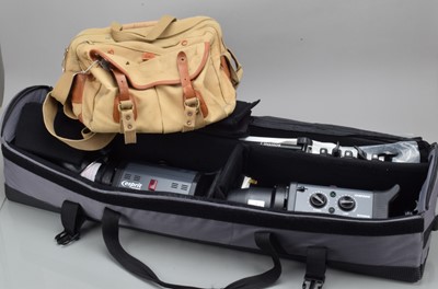 Lot 311 - Two Bowens Esprit Gemini GM250 Flash Heads
