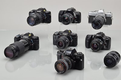 Lot 321 - A Tray of Minolta SLR Cameras