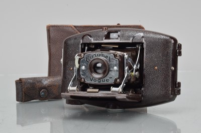 Lot 331 - A Coronet Vogue Bakelite Folding Camera