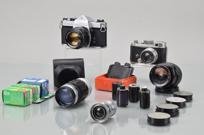 Lot 338 - Two 35mm Cameras