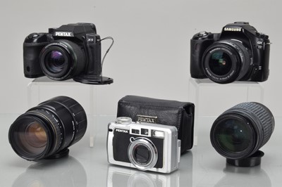 Lot 349 - Three Digital Cameras