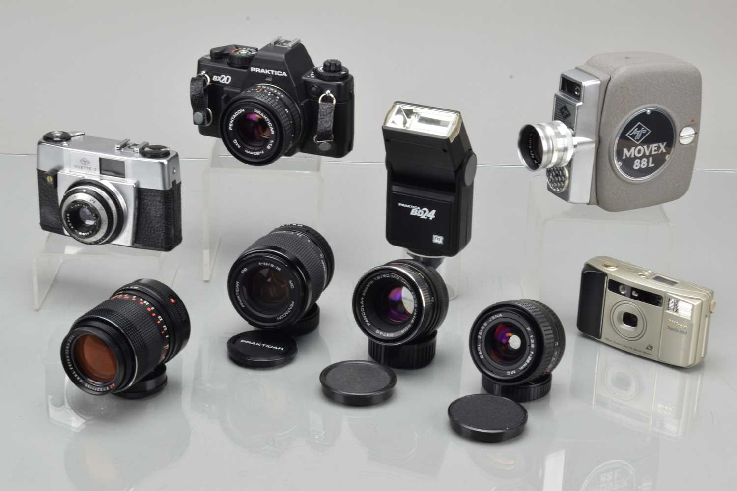 Lot 365 - A Group of Cameras