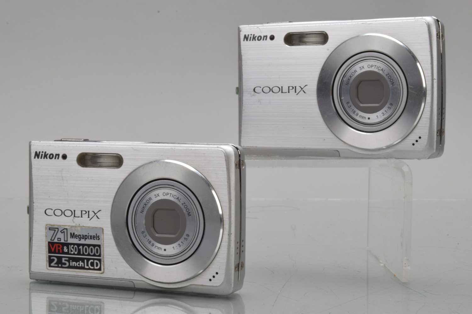 Lot 386 - Two Nikon CoolPix S200, Compact Digital Cameras
