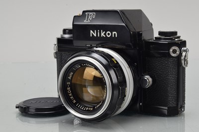 Lot 428 - A Nikon Photomic TN SLR Camera