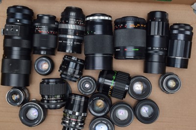 Lot 457 - A Tray of M42 Mount Lenses