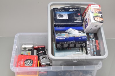 Lot 461 - Two Trays of Compact Digital Cameras