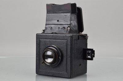 Lot 625 - An Ernemann Ermanox 6.5 x 9 Reflex Camera