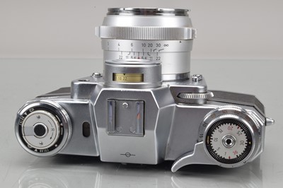 Lot 626 - A Zeiss Ikon Conarex Bulls Eye SLR Camera