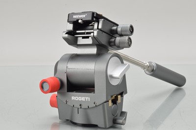 Lot 628 - A Rogeti RG-1 Genesis Geared Tripod Head