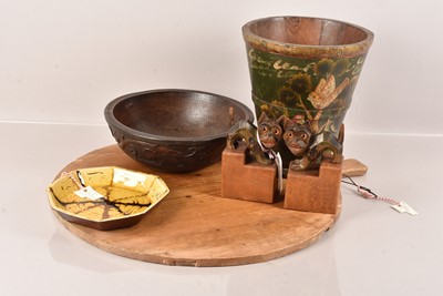 Lot 128 - A collection of Treen Items
