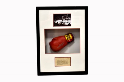 Lot 235 - Boxing