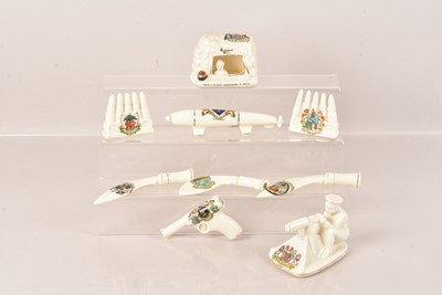 Lot 259 - A collection of Crested Items
