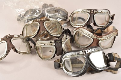Lot 373 - A collection of Pilot's Goggles