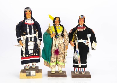 Lot 1337 - Three Native American Indian Oglala Sioux squaw figures by Zelda Fast Horse