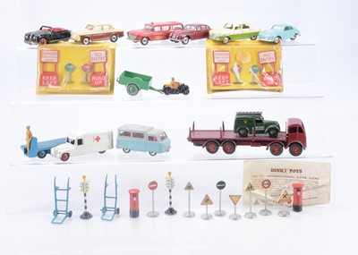 Lot 15 - Dinky Toy Cars, Commercials & Accessories