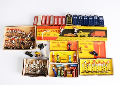 Lot 27 - Dinky Pre & Post-War Accessories