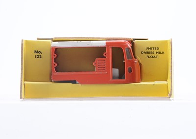 Lot 89 - An Early Version Of The Spot-On No.122 United Dairies Milk Float