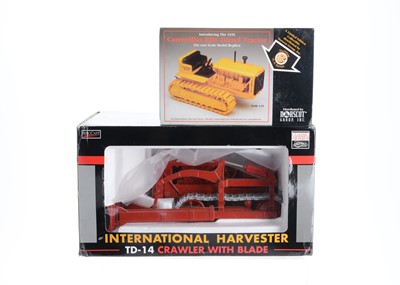 Lot 132 - SpecCast 1:16 Scale International Harvester TD-14 Crawler With Blade