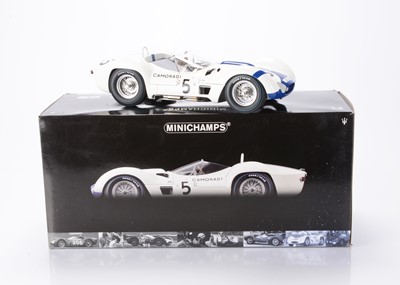 Lot 161 - Minichamps 1:12 Scale Maserati Tipo 61 "Birdcage" Winner 1000km Nürburgring 1960 (Moss/Gurney)