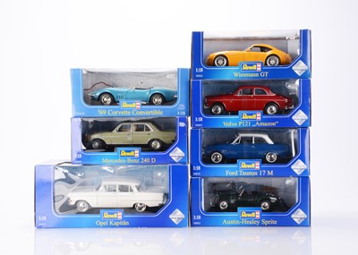 Lot 166 - Revell 1:18 Scale Model Cars