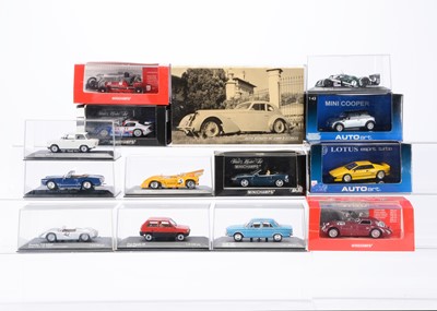 Lot 182 - Minichamps & AutoArt 1:43 Scale Models