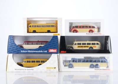 Lot 227 - 1:43 Scale Mercedes-Benz Buses