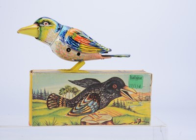 Lot 304 - A Köhler (West Germany) Tinplate Clockwork Crow