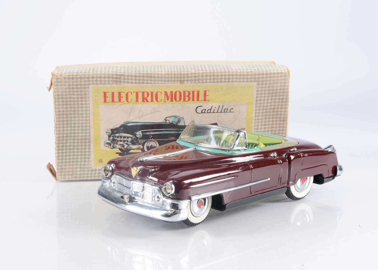 Lot 307 - A 1950's T.N Nomura (Japan) Tinplate Battery-Operated Electric Mobile Cadillac
