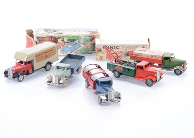 Lot 338 - Tri-ang Minic Clockwork Tin boxed and unboxed Lorries and Vans (5)