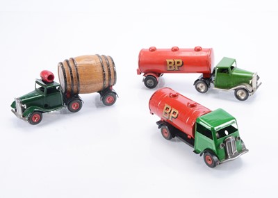 Lot 341 - Tri-ang Minic Clockwork Tin BP Tankers and Watney Barrel Lorry (3)