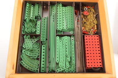 Lot 408 - A Marklin 1082 Mississippi Paddle Steamer Boat metal kit in the style of Meccano
