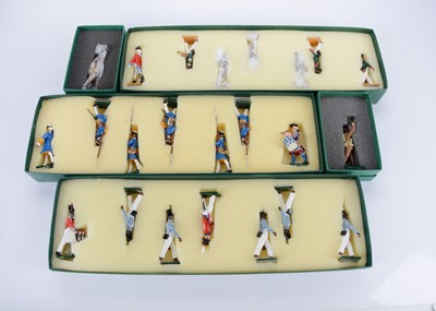 Lot 476 - Beau Geste figures of Argentina 1/32 scale 7pce sets 107 Fusiliers Bourbon Regiment