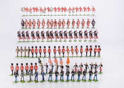 Lot 533 - Lot of loose Britains Made in England New Metal figures comprising Irish Guards pipers (17)