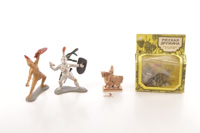 Lot 566 - Plastic knights by various makers including  Marx and John Niblett comprising a Russian boxed Alexander Nevsky set