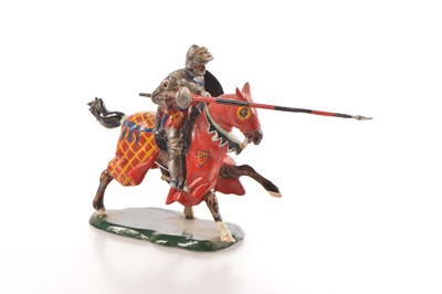 Lot 576 - Original Seywyn-Smith Miniatures Sir James Audley on horse without chamfron