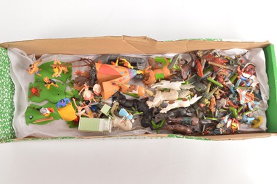 Lot 681 - A lot of loose plastic figures including Britains and Timpo comprising Deetail Wild West (24) with horses (12)