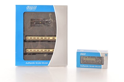 Lot 3 - Dapol N Gauge Steam Branchline Train Pack and Steam Tank Locomotive (2)