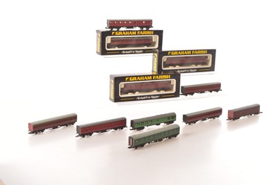 Lot 15 - Graham Farish and Other N Gauge Crimson (M) and Green  (S) Coaching Stock, (11)