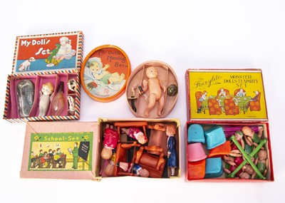 Lot 1422 - Boxed Japanese doll sets