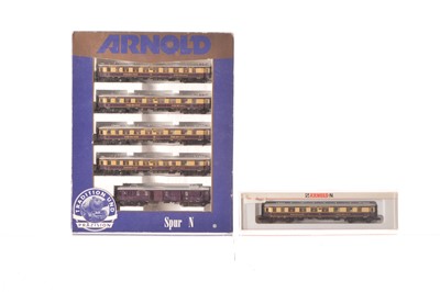 Lot 29 - Arnold N Gauge Rheingold Coach Pack and Additional Coach (2)