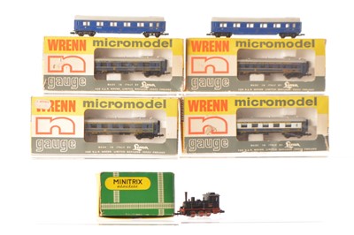 Lot 30 - N Gauge Steam Tank Locomotive and Coaches (7)