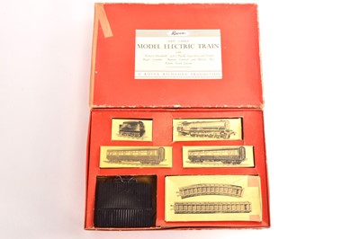 Lot 62 - Rovex pre Tri-ang 00 Gauge Princess Elizabeth Passenger Train Set