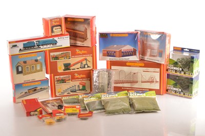 Lot 73 - Hornby 00 Gauge boxed 1980's and later Accessories including Tipper and Conveyor Sets Suspension Bridge and other Accessories and later Skale scenic scatter material and Rolling Road (26)