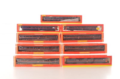 Lot 89 - Hornby OO Gauge GNER Coaching Stock (9)