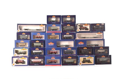 Lot 148 - Bachmann OO Gauge BR and Pre BR Goods Wagons (28)