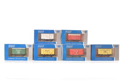 Lot 196 - Dapol OO Gauge Burnham Model Railway Club Limited Edition Goods Wagons (6)